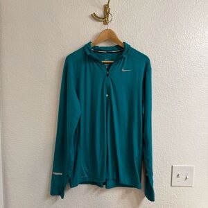 Nike Dri-FIT Quarter Zip Size Large